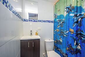 Blue Coast Hostal - Hostel