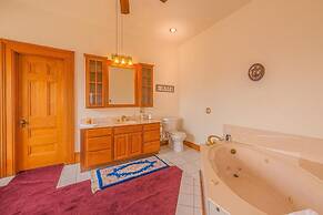 Orman Mansion - Pueblo's Most Luxurious Stay