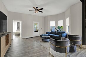 Beautiful 3500 SqFt Villa in Fountain Sq