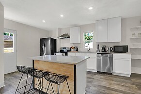 Beautiful 3500 SqFt Villa in Fountain Sq