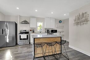 Beautiful 3500 SqFt Villa in Fountain Sq