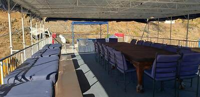 Houseboat With Aircon and Splash Pool - 2128