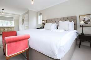 The Fosse Way Cottage - Breathtaking 5bdr Cottage With Parking Garden