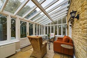 The Fosse Way Cottage - Breathtaking 5bdr Cottage With Parking Garden