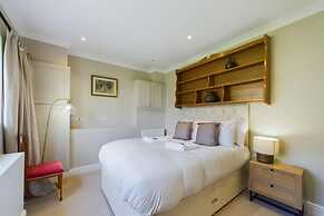 The Fosse Way Cottage - Breathtaking 5bdr Cottage With Parking Garden