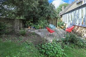 The Fosse Way Cottage - Breathtaking 5bdr Cottage With Parking Garden