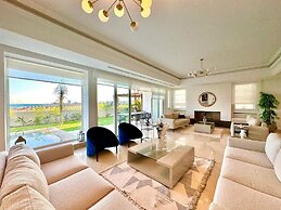 Omnya Carthage Frontsea Luxury Villa