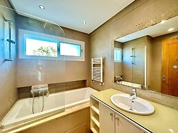 Omnya Carthage Frontsea Luxury Villa