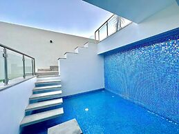 Omnya Carthage Frontsea Luxury Villa