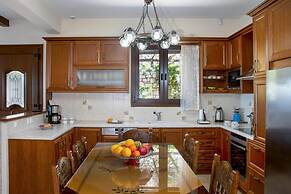 Villa Ariadne in Apergatika