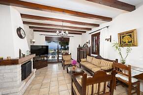 Villa Ariadne in Apergatika