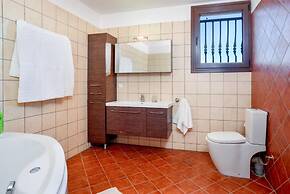 Villa Ariadne in Apergatika