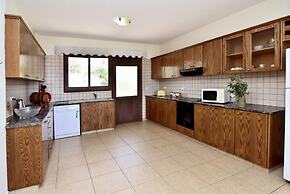 Villa Serena in Pomos