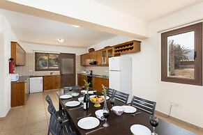 Villa Serena in Pomos