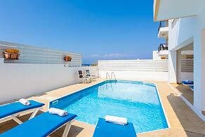 Villa Serena in Pomos