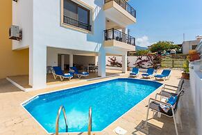 Villa Serena in Pomos
