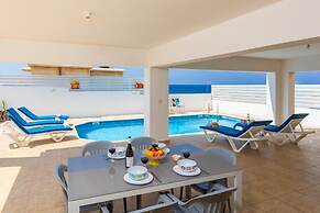 Villa Serena in Pomos