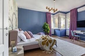 HOLT - Dolce in Napoli