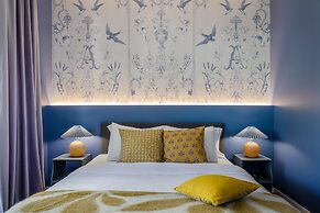 HOLT - Dolce in Napoli