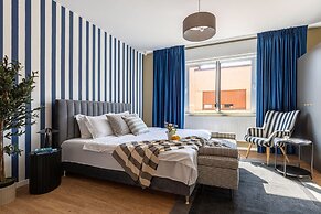 HOLT - Dolce in Napoli