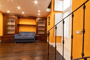 Via Carlo De Cesare 15