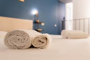 Via Carlo De Cesare 15