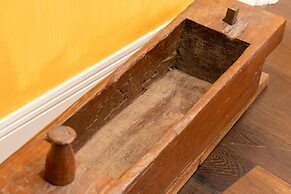 Via Carlo De Cesare 15