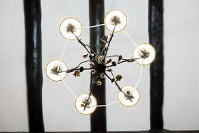 Via Carlo De Cesare 15