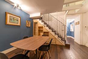 Via Carlo De Cesare 15