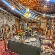 Floating Luxury Group Of Houseboats