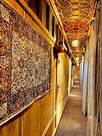 Floating Luxury Group Of Houseboats