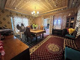 Floating Luxury Group Of Houseboats