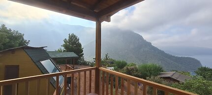 Goat Bungalow and Camping