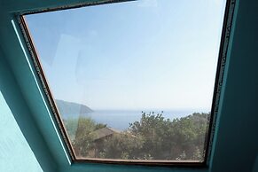 Goat Bungalow and Camping