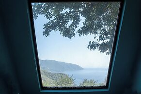 Goat Bungalow and Camping