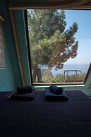 Goat Bungalow and Camping