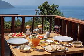 Goat Bungalow and Camping