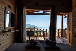 Goat Bungalow and Camping