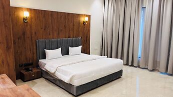 Gaurison Hotel&Resort