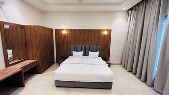 Gaurison Hotel&Resort