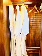 Lagoon gate Tangalle Resort