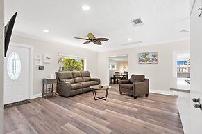 Will's Off Wilton Drive Pool Villa by Opus