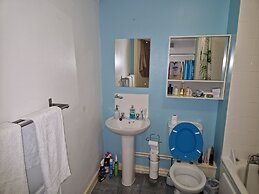 Remarkable 1-bed Apartment in Northampton Town cen