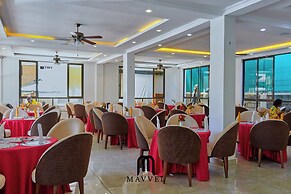 THE MAVVEL HOTEL EMBU