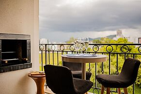 Duplex de Luxo na via Gastrômica Localiz