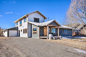 Beautiful Livingston Home w/ Mountain Views