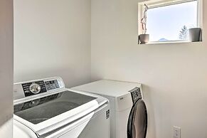 Beautiful Livingston Home w/ Mountain Views