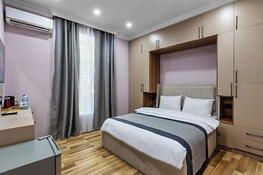 Hillside City Center Hotel