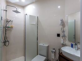 Hillside City Center Hotel