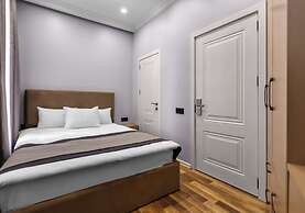 Hillside City Center Hotel